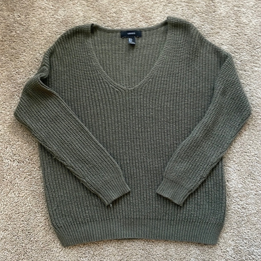 army green sweater!